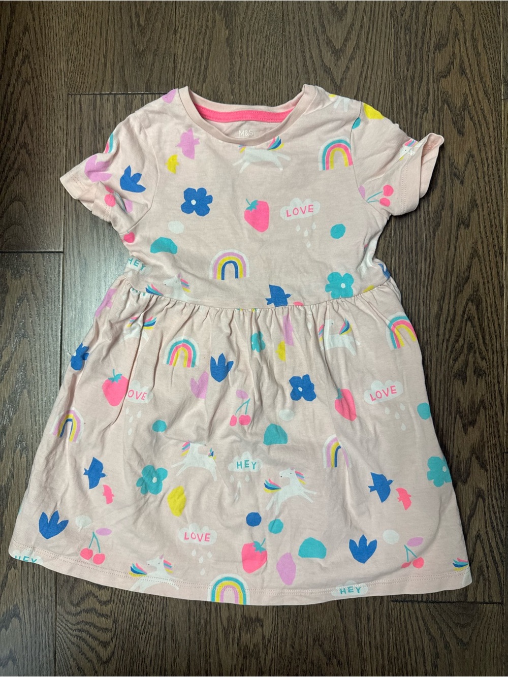 Unicorn & Rainbow Pink Short-Sleeve Kids Dress size 2/3
